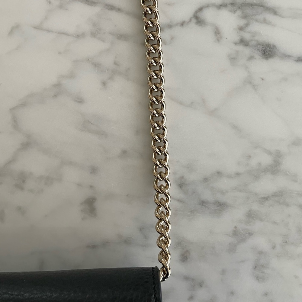 Gucci Black Leather Interlocking GG Wallet On Chain (SOLD) - Picture 3 of 13